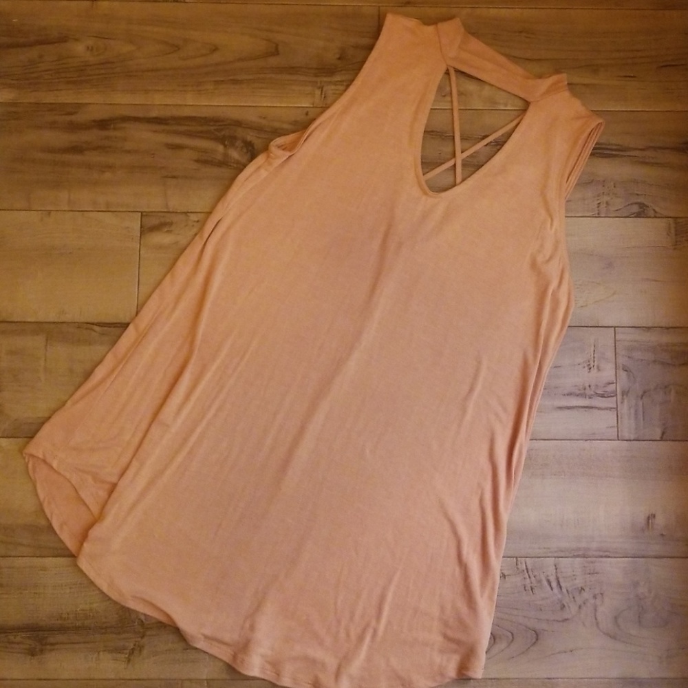 Sleeveless tunic